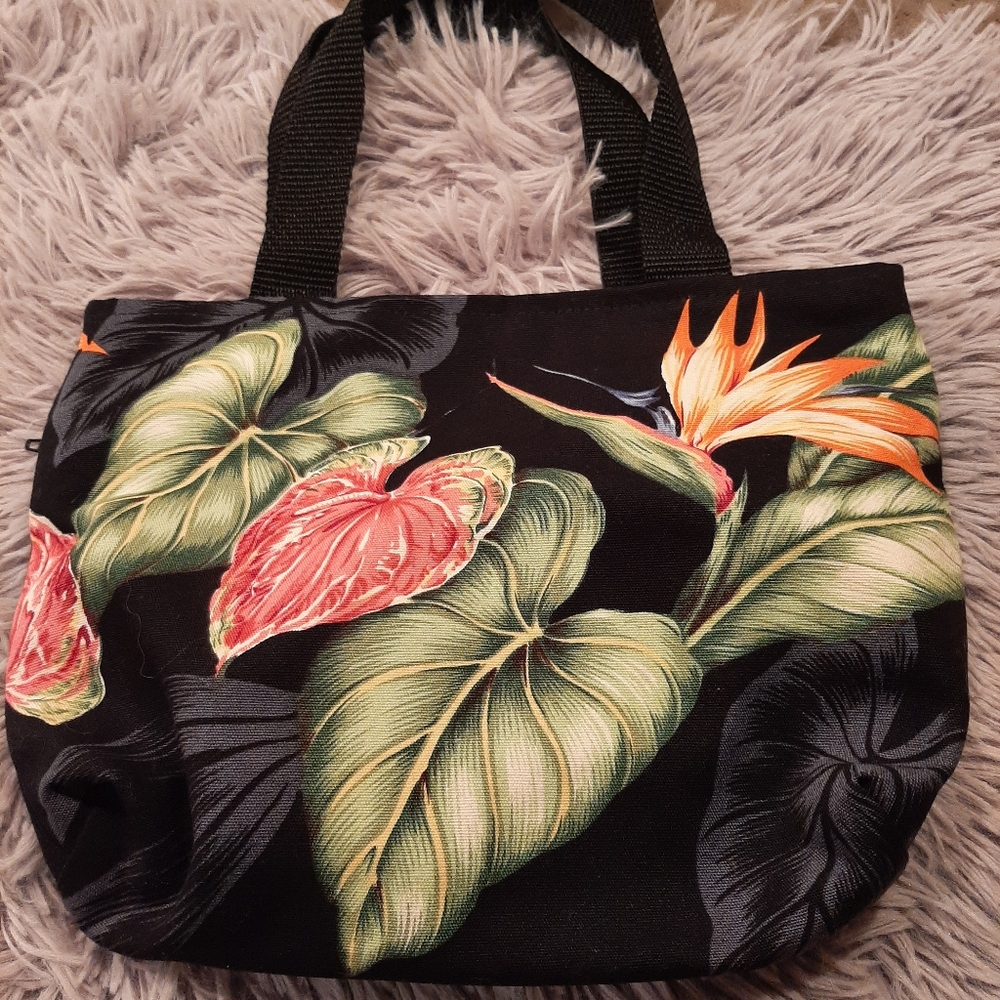 Local Design Made In Hawaii Tote/Purse - Picture 9 of 9